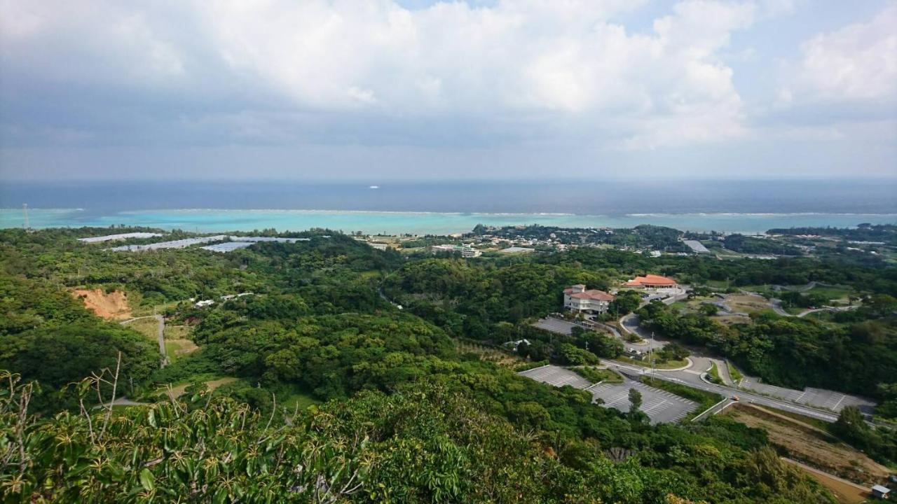 Okinawa Freedom Villa Nakijin Buitenkant foto