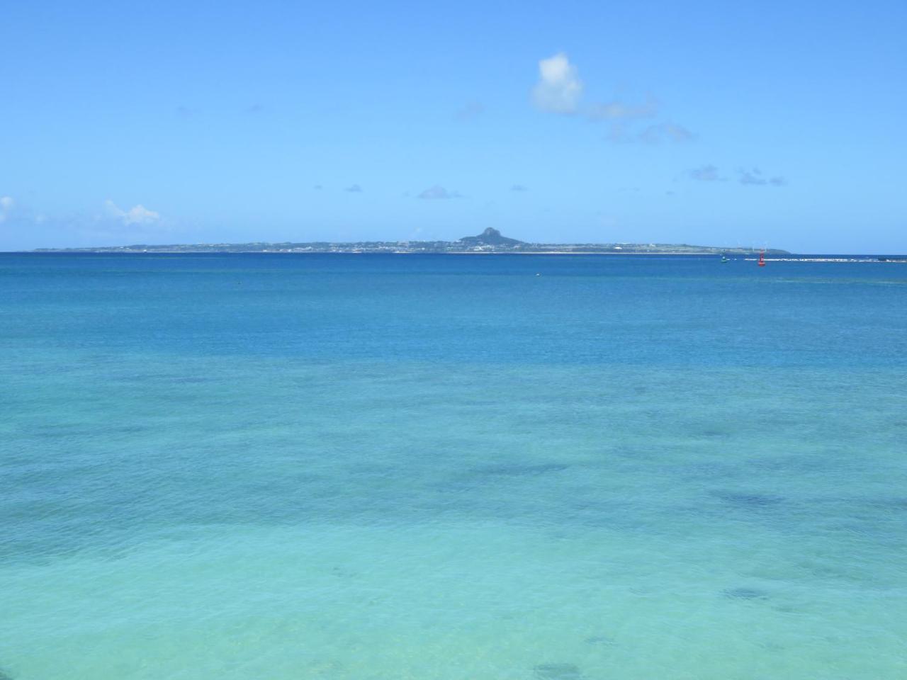 Okinawa Freedom Villa Nakijin Buitenkant foto